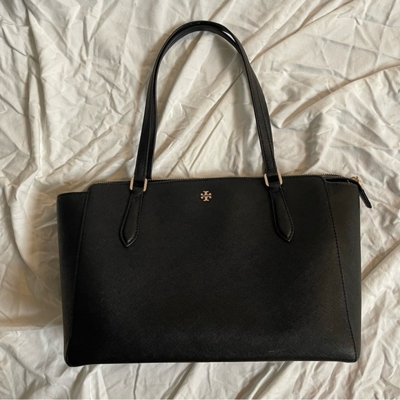 Tory Burch Handbags - Tory Burch Tote